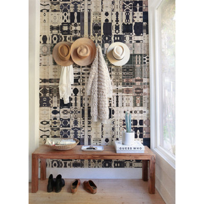 Andre-Lee 2.5m x 2.5m Matte Wallpaper Roll