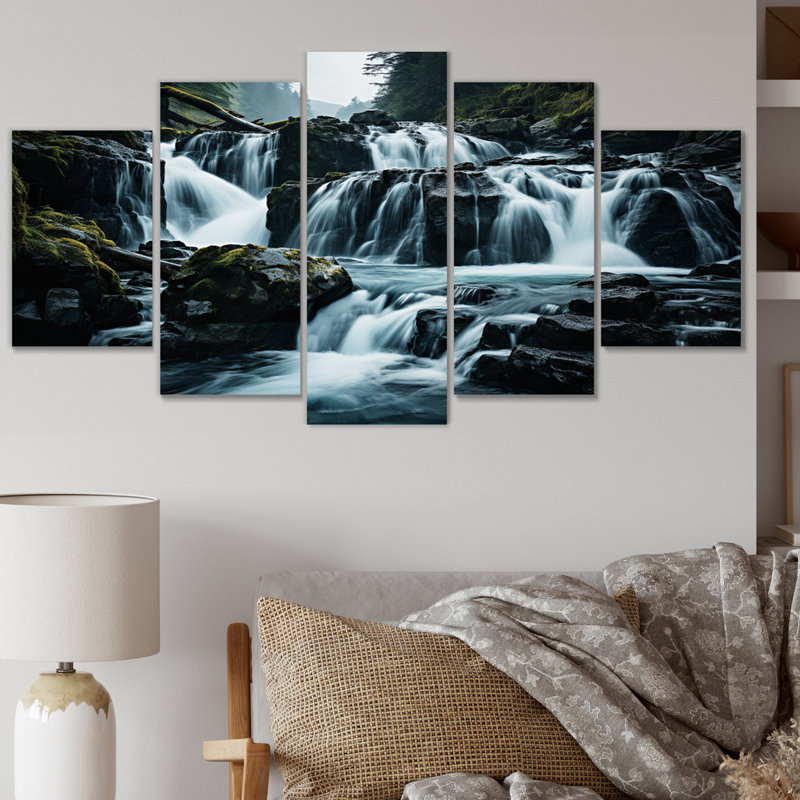Cascade éternelle II - impression sur toile de paysages - 5 panneaux