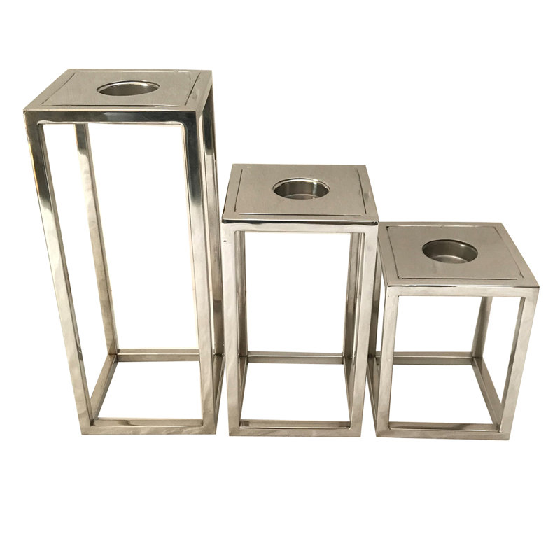 Photophore en aluminium, H 11 po x l 4,3 po x P 4,3 po