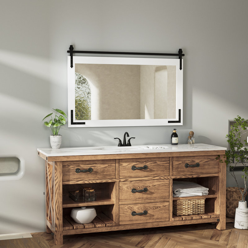 Miroir décoratif Brunilda Rustic Farmhouse, Blanc, 26 po x 40 po