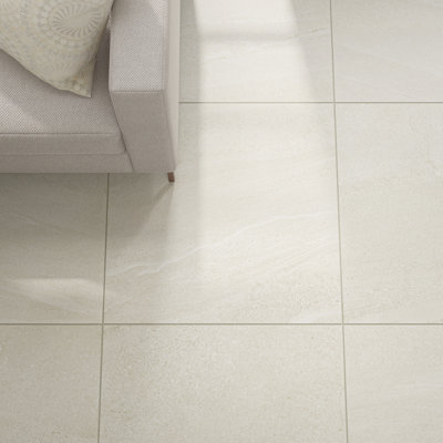 Carreaux de sol en porcelaine mate Daltile Calgary 24 x 24 avec technologie StepWise (4 pièces par carton) (15,21 pi² par carton)