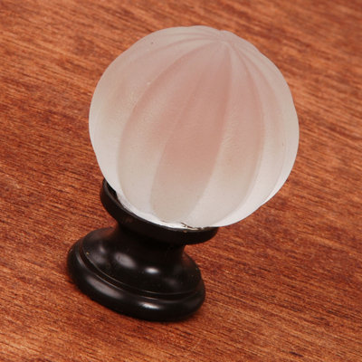 CK Series 1 1/4" Diameter Round Knob