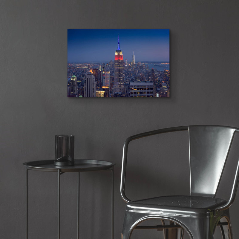 «Skyscrapers» par Rick Berk, art mural en verre acrylique, H 16 po x l 24 po x P 0,2 po