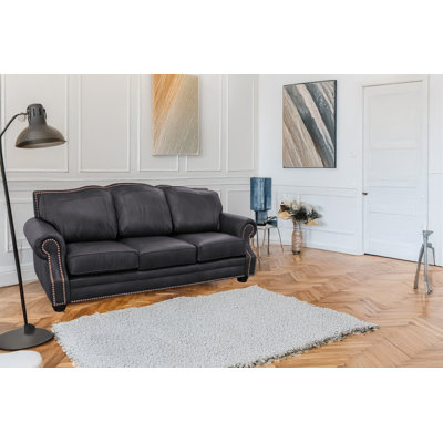 Canapé en cuir véritable de 100 po de largeur avec garniture cloutée Stana