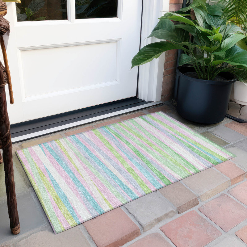 Tapis intérieur / extérieur gris lavable à la machine 1 pi 8 po x 2 pi 6 po ACN997 Chantille, Rectangle 1 pi 8 po x 2 pi 6 po