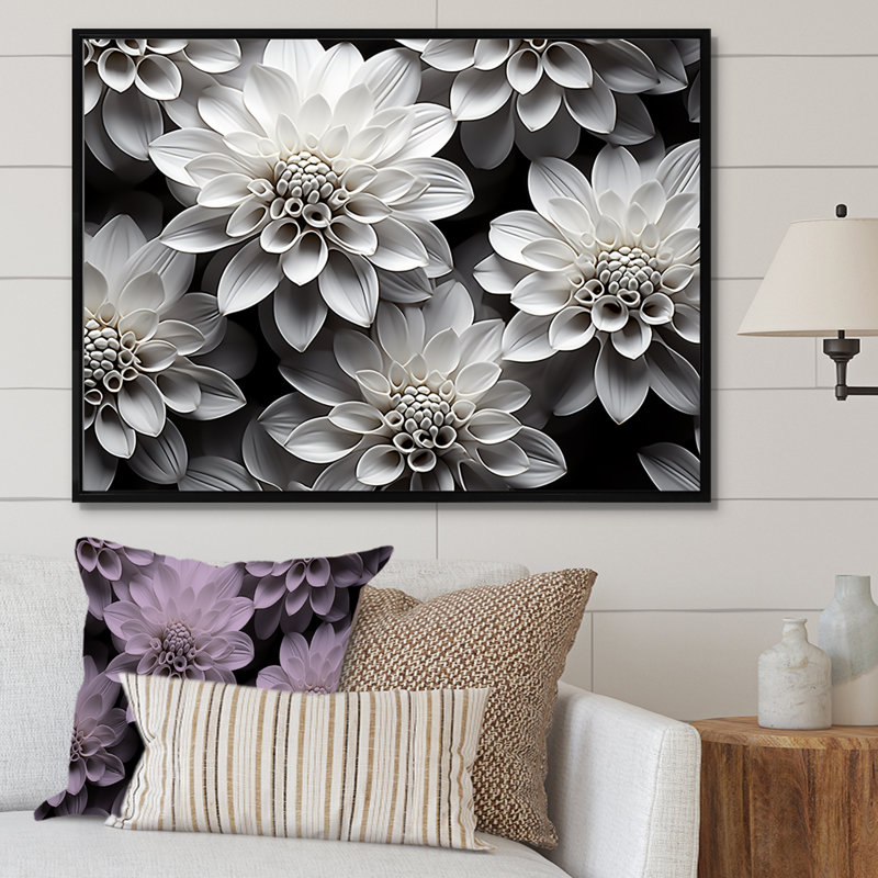 «Essential Black and White Mums Beauty I», reproduction d'art sur toile, Cadre flottant noir, H 12 po x l 20 po