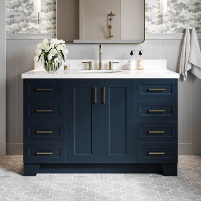 Meuble-lavabo simple en bois massif 54 po avec plateau en quartz Freitas