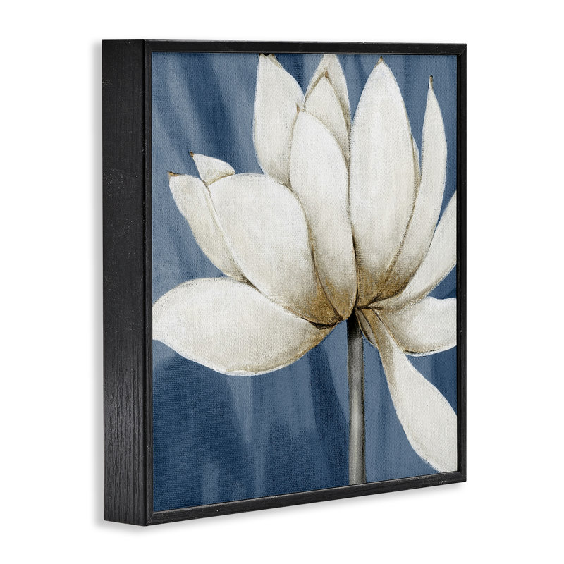 Art de giclée encadrée de pétales de lotus blanc par Carol Robinson, Giclée encadrée noir minuit, H 17 po x l 17 po