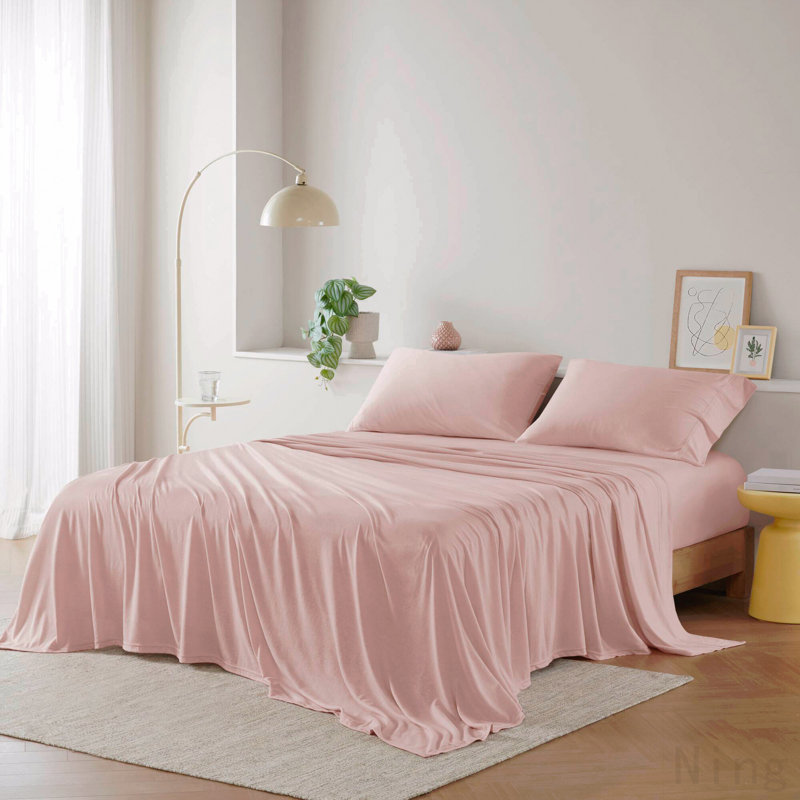 All Season Sheet Set Queen, Queen Comforter