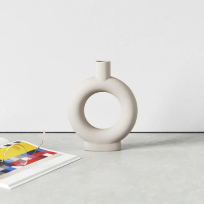 Roderick Handmade Ceramic Table Vase
