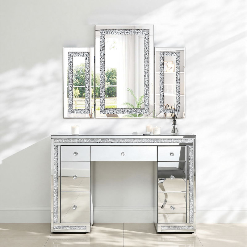 Miroir de coiffeuse à trois volets, miroir de maquillage mural / de table argenté 31,5 po x 23,6 po avec incrustation de diamant concassé, miroir pliable à 3 panneaux pour la chambre à coucher, le vestiaire et la salle de bain