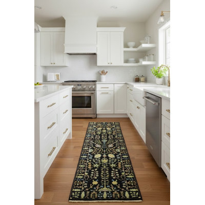 Tapis de couloir oriental noir Osh Chobi