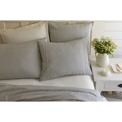Dotted Vine Standard Sham