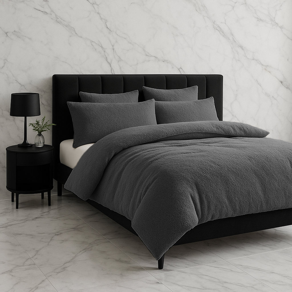 No Pattern Duvet Cover Set with Pillowcases Included