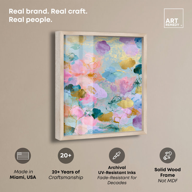 «Radiant Mirage Shadowbox Print», art abstrait moderne par, H 20 po x l 16 po, Cadre en chêne naturel