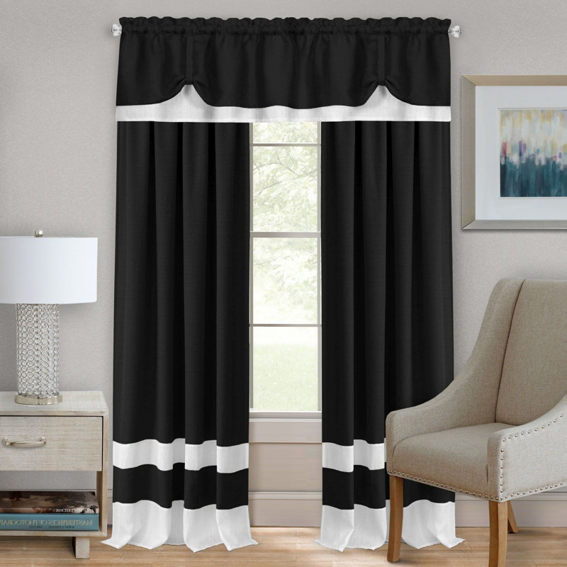 Lamesa Semi Sheer Curtain Single Panel, 52" W x 63" L, Navy
