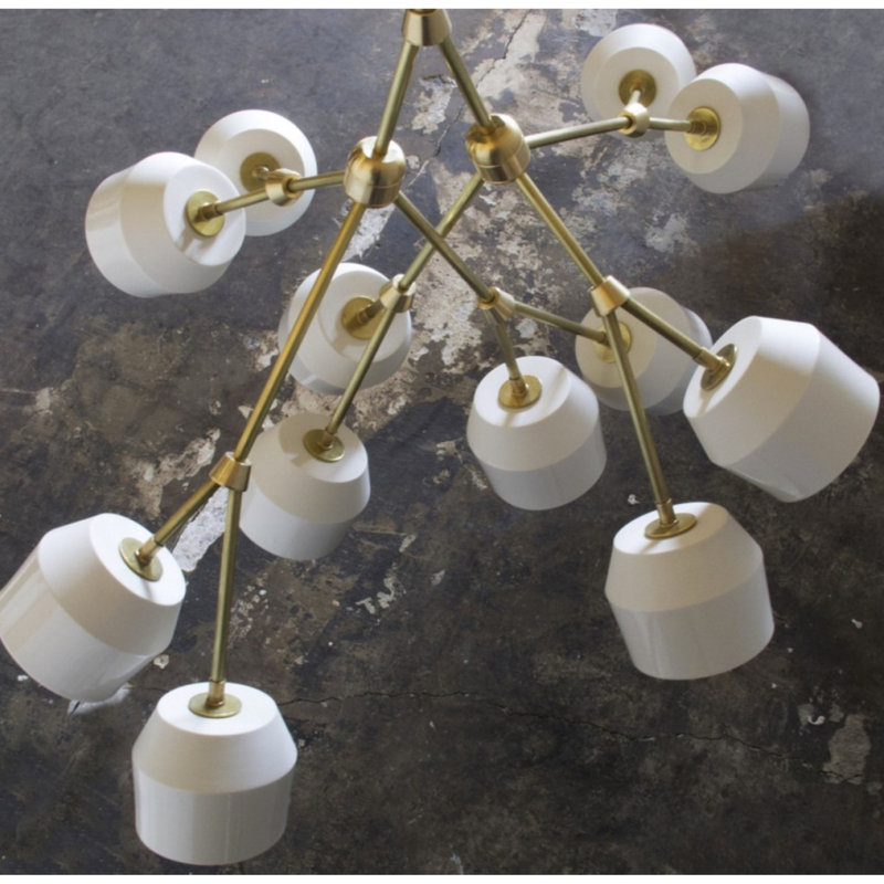 Lustre suspendu en laiton clair à intensité variable, Laiton antique, H 39 po x l 21 po x P 21 po, Bleu clair