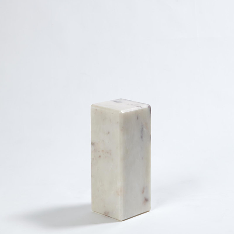 Mini piédestal / colonne montante en marbre, gris, H 10 po x l 4 po x P 4 po