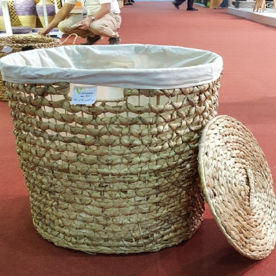 16" Natural Woven Laundry Hamper Basket with Cotton Liner and Lid