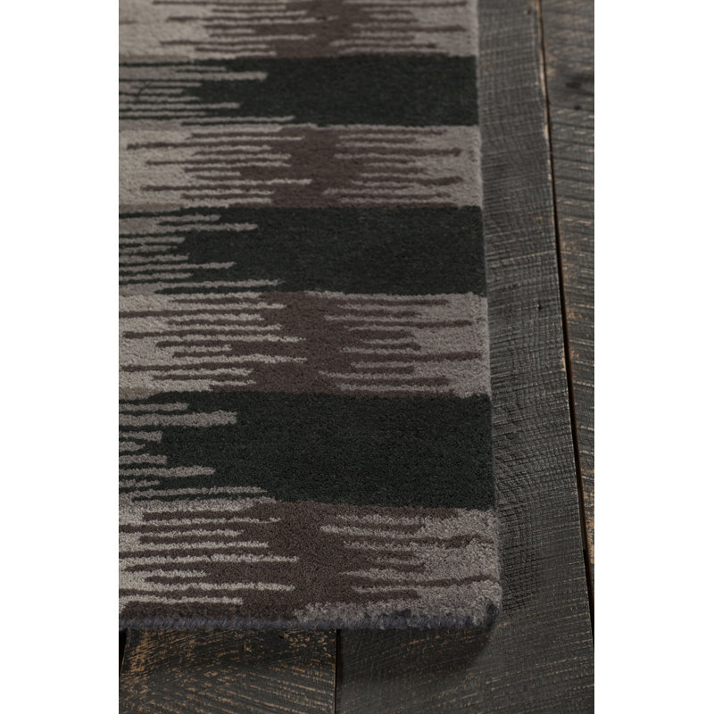 Navyan Brown/Black Area Rug, 7'9" x 10'6"