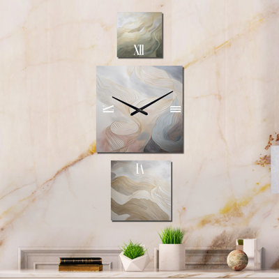 Horloge murale en métal Mackel