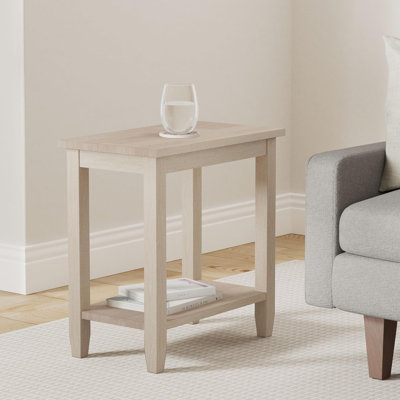 Table d'appoint solide avec un design inachevé personnalisable, une fabrication robuste et une tablette de rangement fonctionnelle pour le salon ou le vestibule