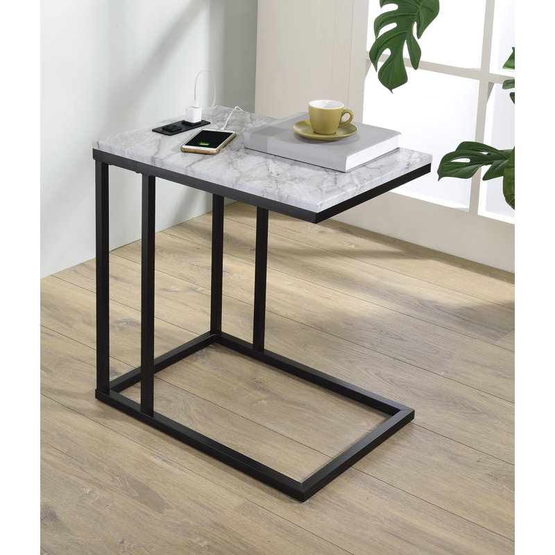C-table Norwich, Plateau en marbre blanc / base noire