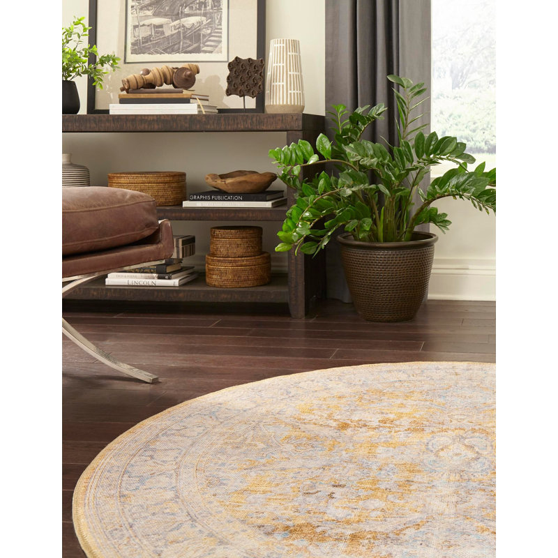 Saphira Chenille Oriental Indoor Rug, Round 7'7"