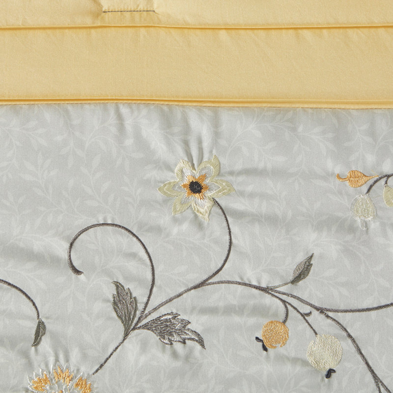 Ensemble d'édredon brodé 7 pièces jaune