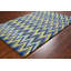Tapis en laine à motif zigzag moderne bleu, jaune, mauve et vert touffeté à la main Blair-185297657