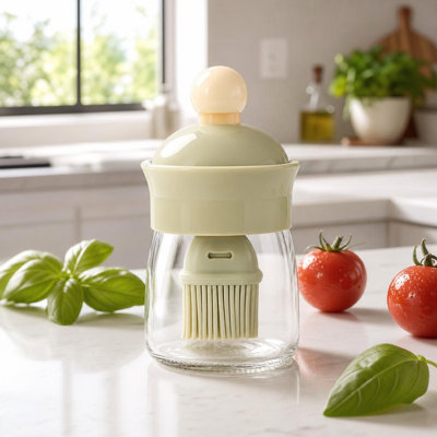Bouteille d'eau et bouteille d'huile avec brosse en silicone. Bouteille d'huile d'olive en verre. Récipient d'assaisonnement pour barbecue de cuisine