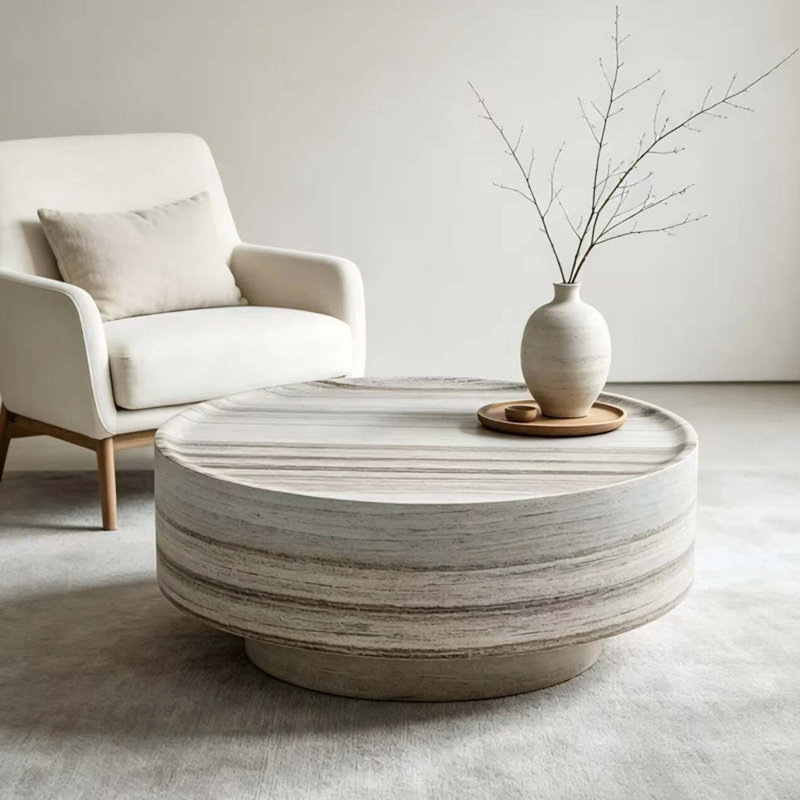 Table basse ronde pour les moments de détente en famille et les après-midi de détente
