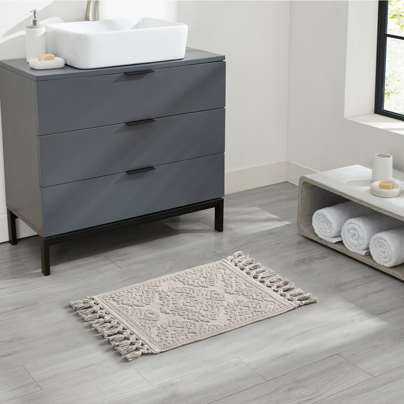 Ricardo 100% Cotton Bath Rug, 21" W x 41" L, Light Gray