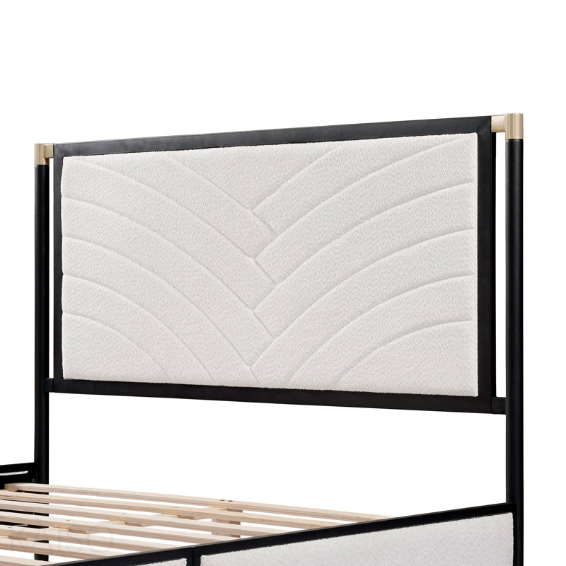Grand lit avec tête de lit en tissu blanc, cadre champagne argenté et noir, Queen
