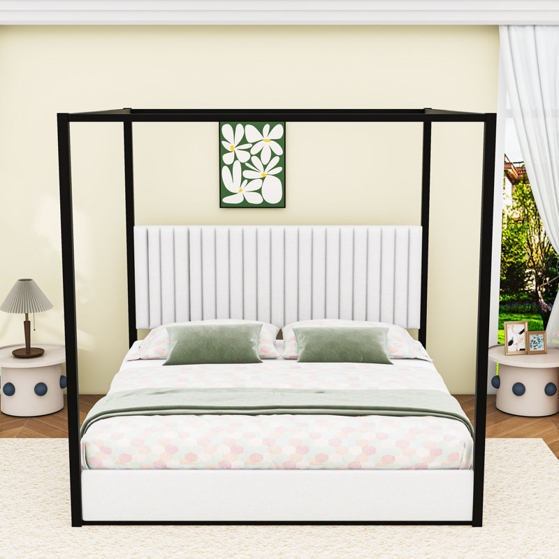 Lit plateforme à baldaquin en velours avec tête de lit tapissier, Très grand lit, Blanc