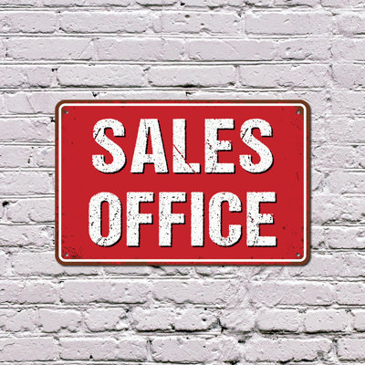 Enseigne de vente en plastique 13 po x 20 po