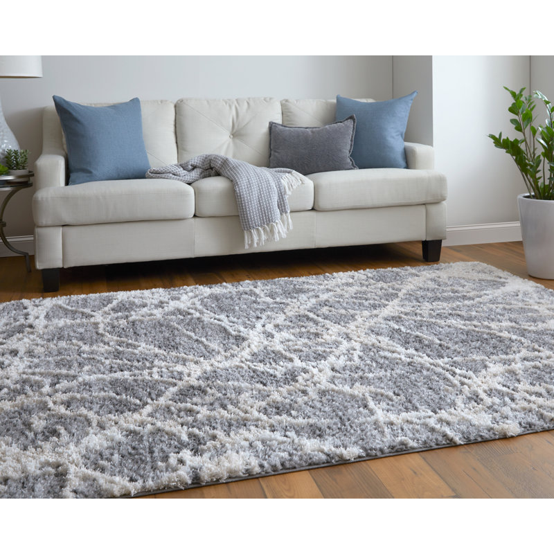 Caide Casual Abstract Polyester Area Rug, Rectangle 4' x 6'