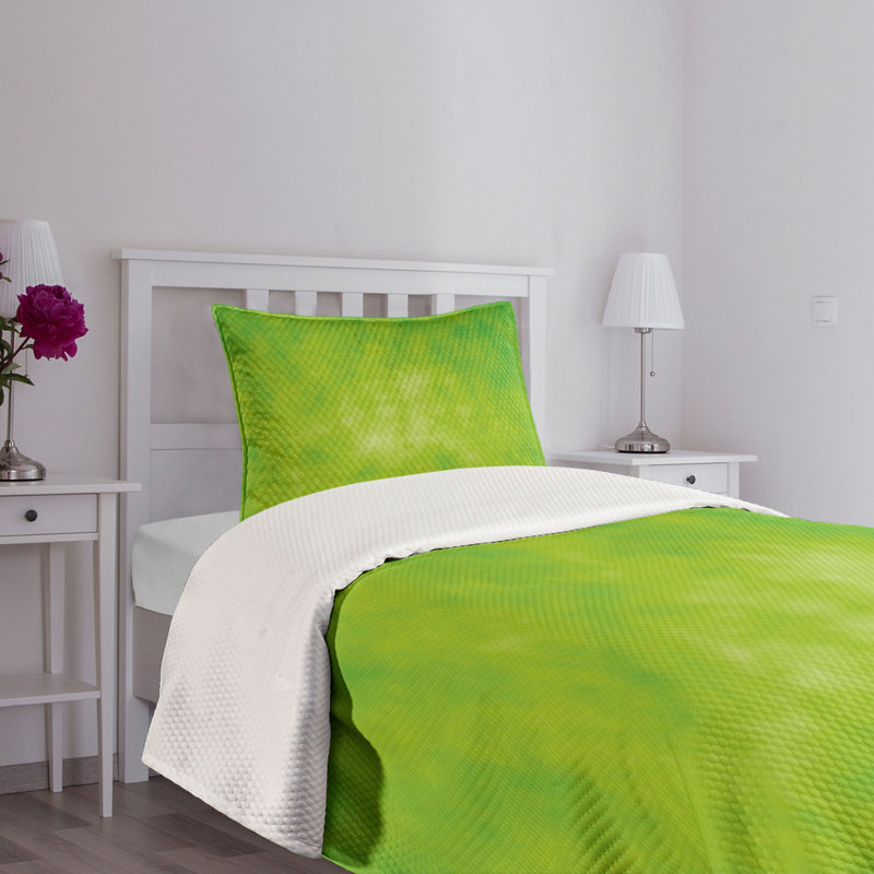 Twin White and Lime Green Quilted Bedspread Set