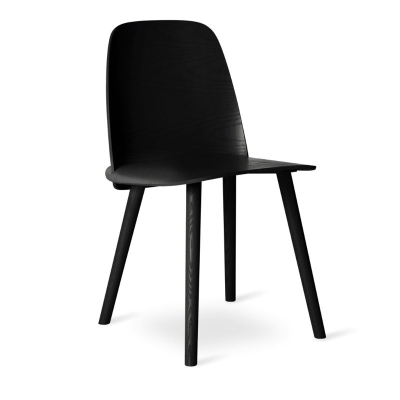 Chaise Janelle, Noir, noir, noir, noir