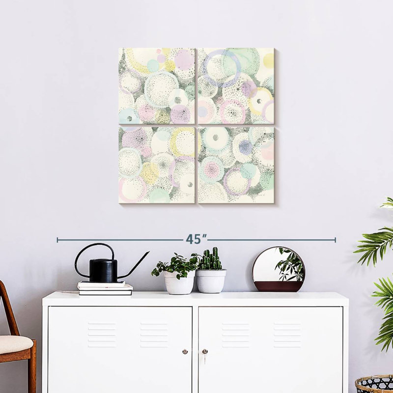 Avery Breezes I, 26" H x 26" W