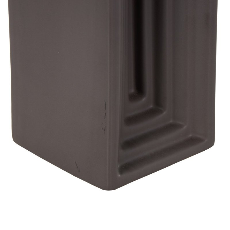Vase décoratif en céramique Cole and Grey, H 14,9 po x l 4,65 po x P 4,65 po