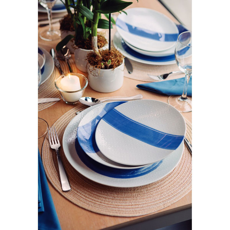 12 Piece Porcelain Dinnerware Set - Service for 4