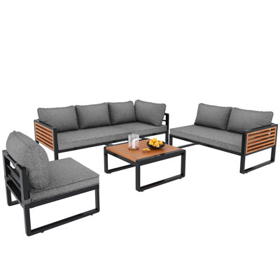 Wicker 6 - Person Garden Lounge Set with Cushions