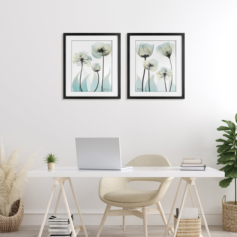 Ensemble de 2 impressions encadrées sous verre Luxury Of Creation Flowers, design par Albert Koetsier, H 21 po x l 17 po