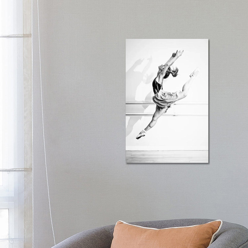 Bailarina by Glauco Meneghelli - Wrapped Canvas Print, 66.04 cm H x 45.72 cm W x 1.91 cm D
