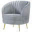 Chaise capitonnée grise et dorée