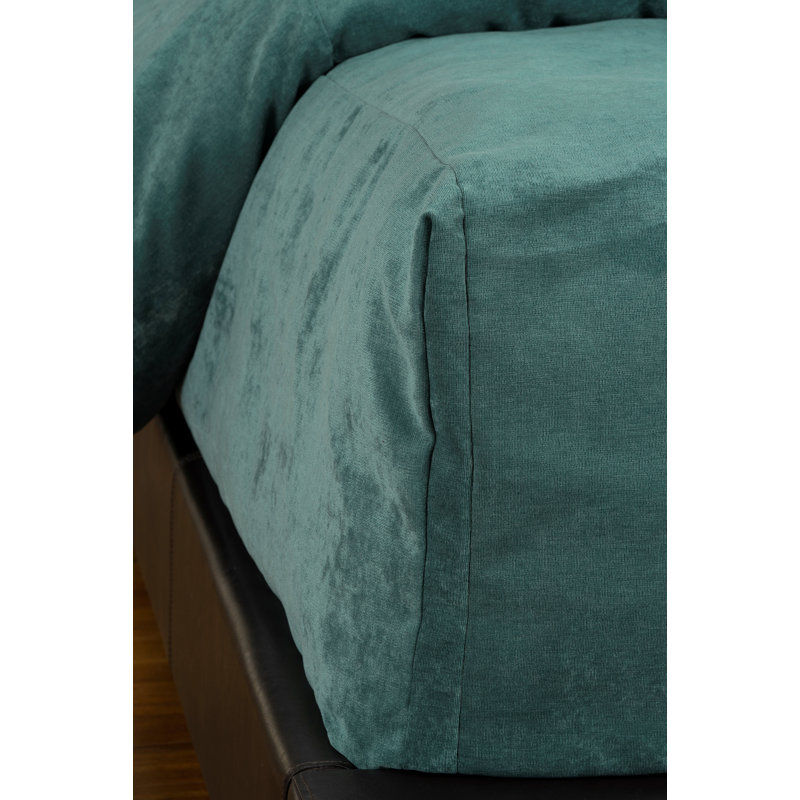 Mixology Velvet Bed Cap Comforter Set with Sewn Corners, Full Comforter + 2 Bed Shams, Sea Blue