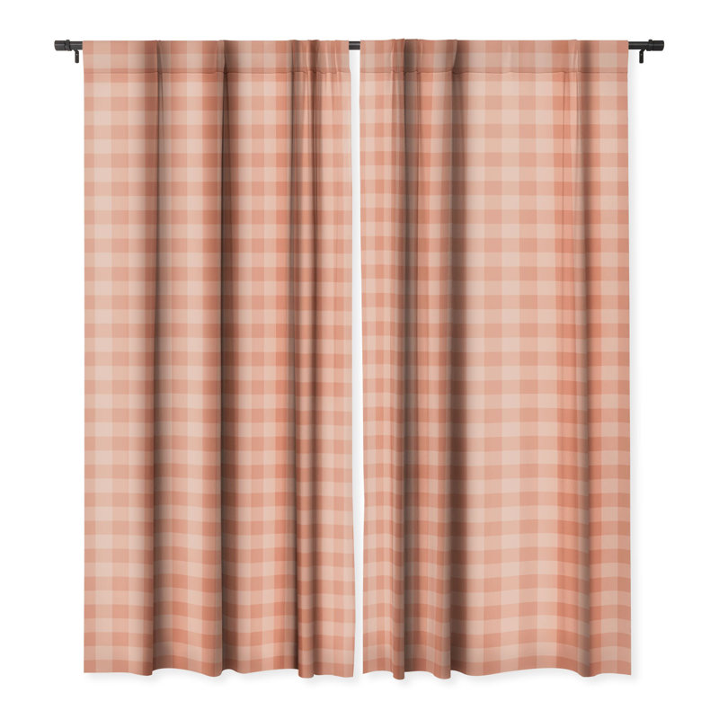 Panneau de rideau occultant 1 pièce Color Poems Gingham Rose, L 50 po x L 96 po