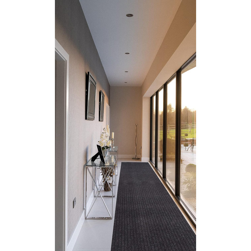 Indoor / Outdoor Striped Design Black Light Weight Low Pile Slip Resistant Rugs for Commercial, Residential Hallway