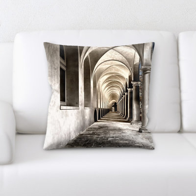 Coussin black cloister
